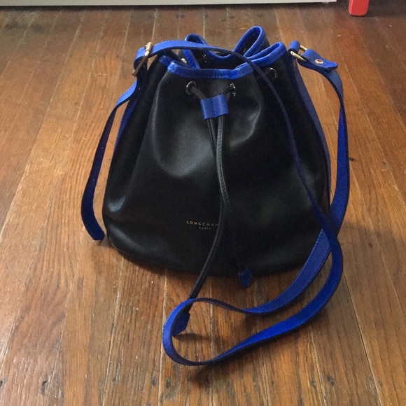 Longchamp Handbags - Longchamp 2.0 Bucket Bag